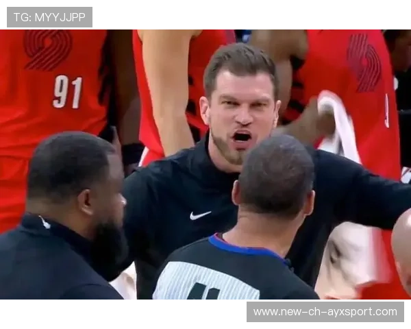 NBA教练怒吼裁判吃T，全场情绪彻底点燃