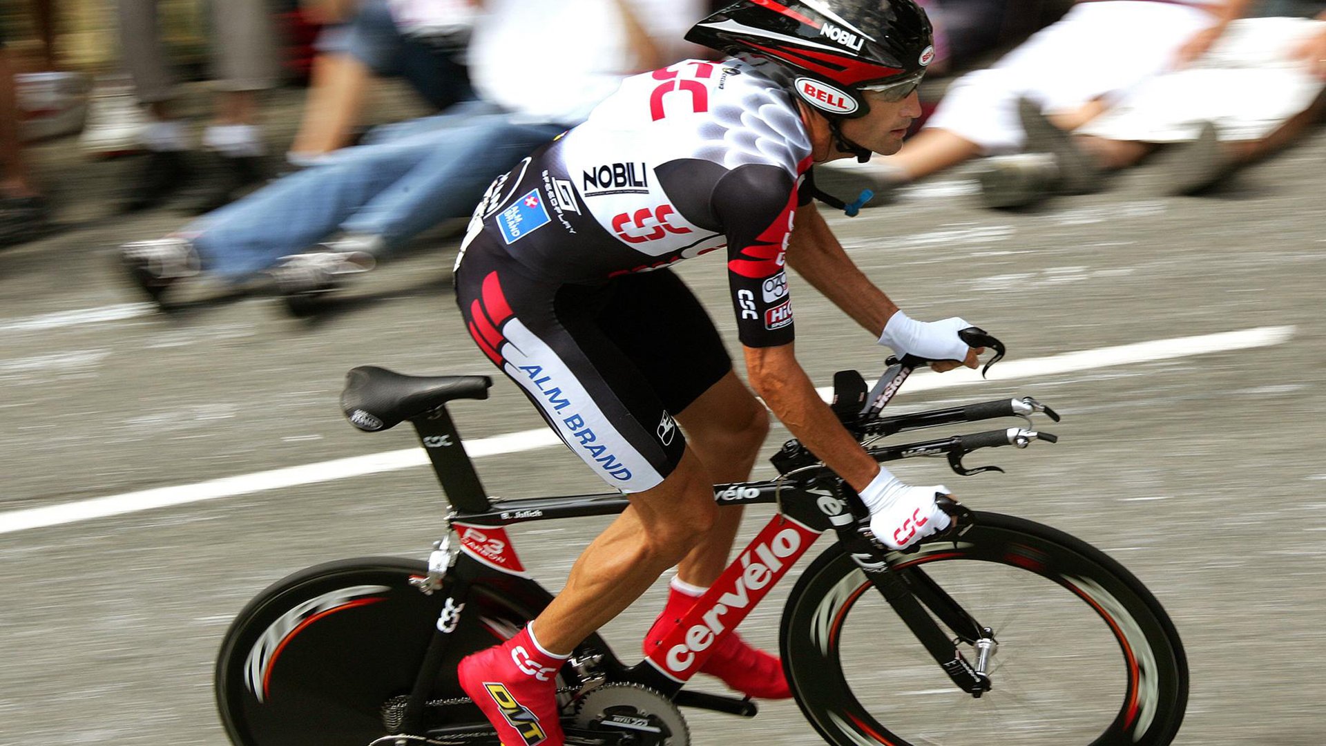 世界杯十六强：法国凭借姆巴佩绝杀击退韩国 亚洲球队止步十六强